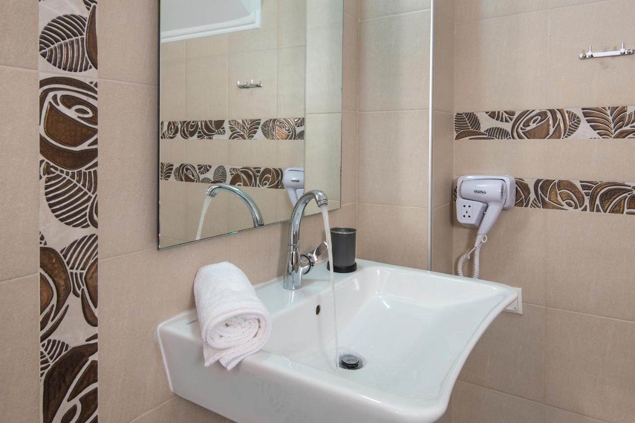 Downtown Hotel Nafplio Ngoại thất bức ảnh